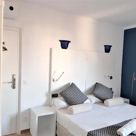Modern Cala Ratjada