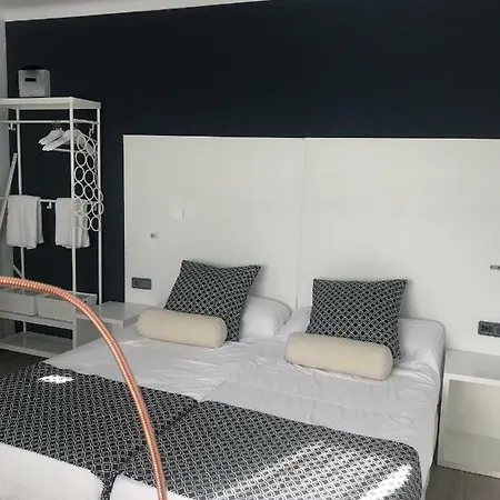 Modern Szálloda 4*