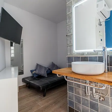 Hotel Modern 4*